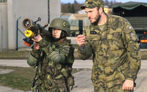 Vyzkouší si, jak se sestřeluje nepřátelské letadlo pomocí protiletadlového kompletu S-2M.