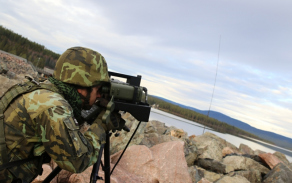 Součástí protiletadlové raketové baterie je i družstvo vzdušného průzkumu. 